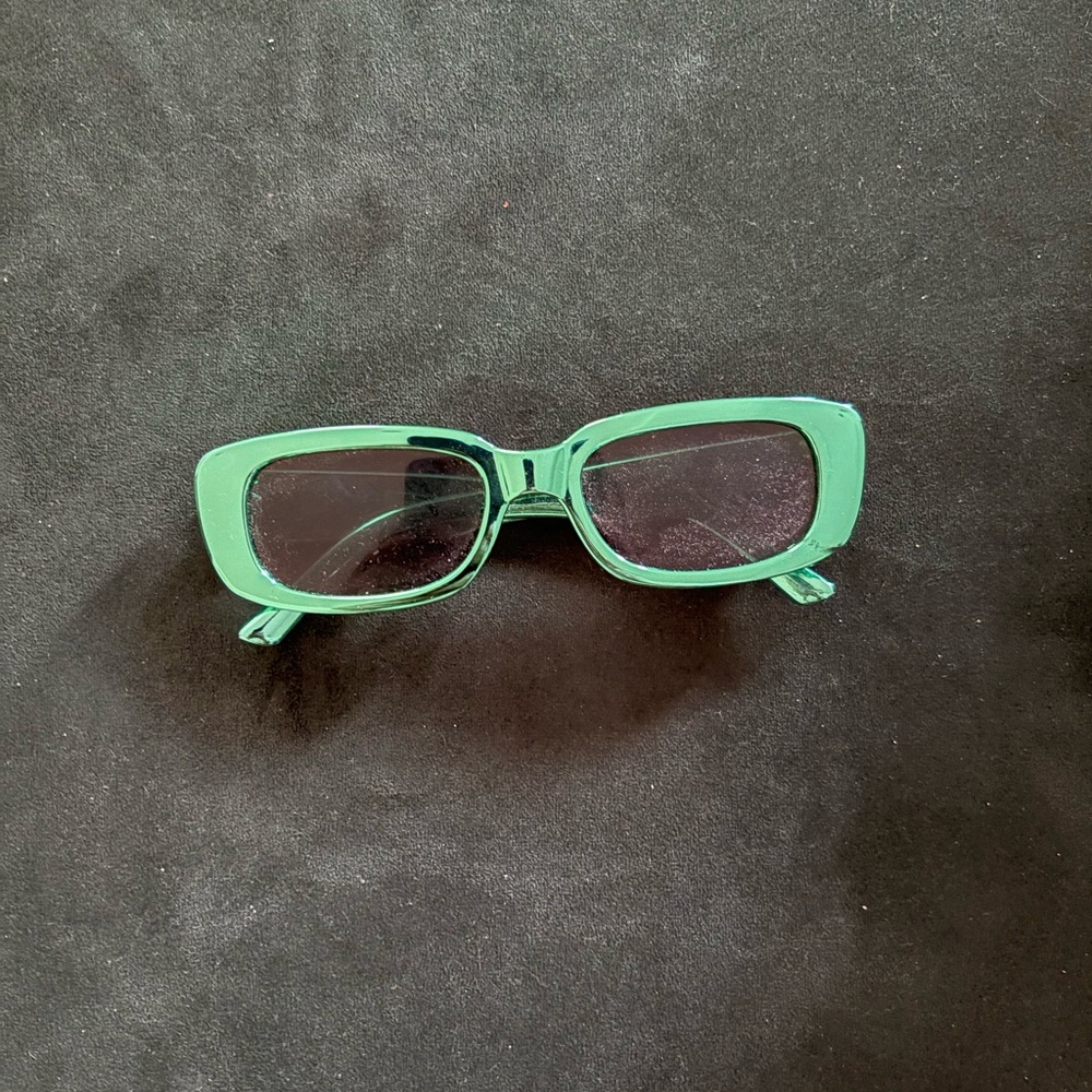 Stylish Green Sunglasses